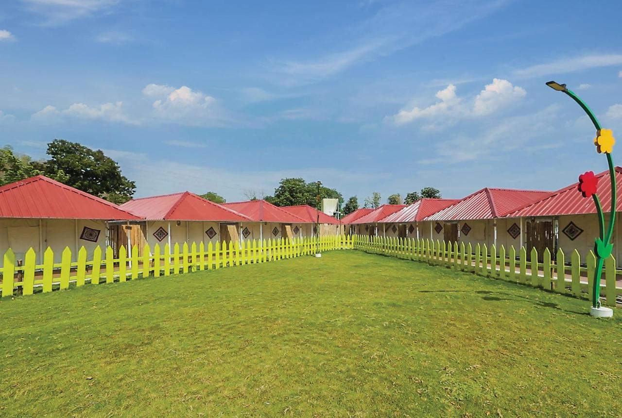 Kevadia Praveg Tent City Narmada, Statue Of Unity מראה חיצוני תמונה