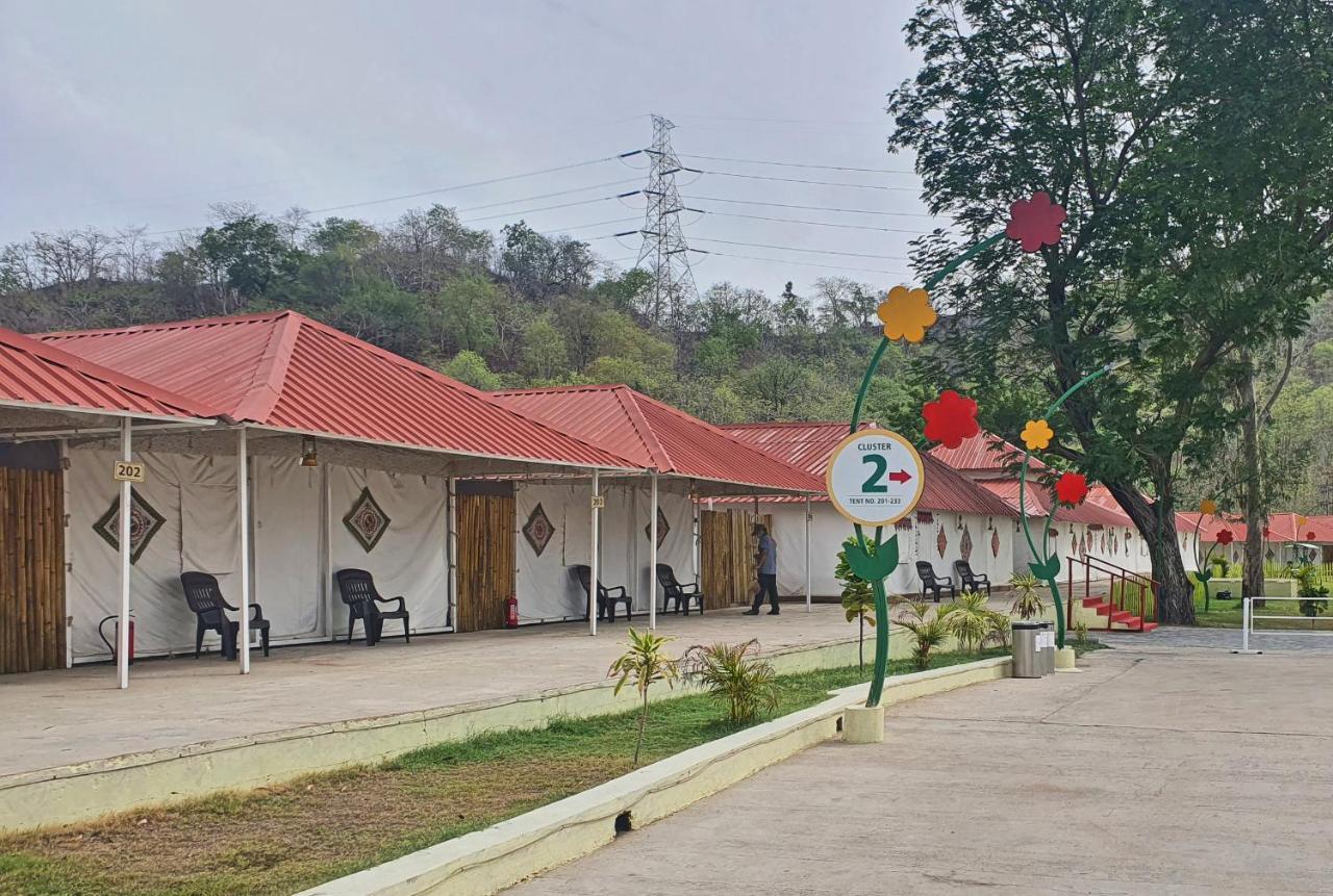Kevadia Praveg Tent City Narmada, Statue Of Unity מראה חיצוני תמונה
